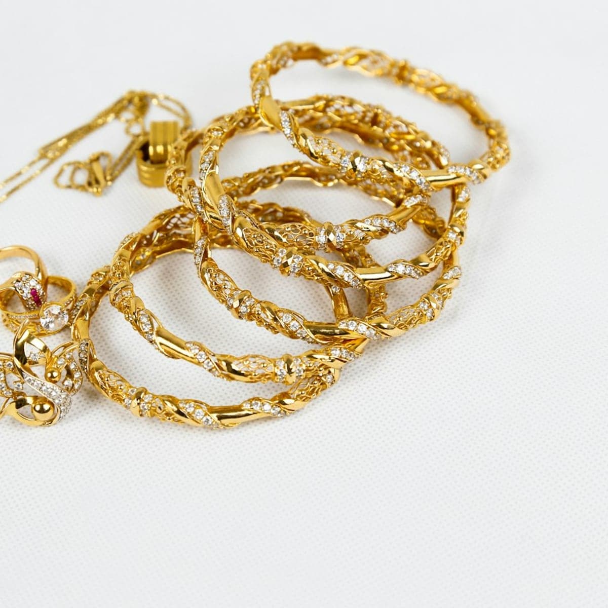 Pyanch Twist Churi Set of 2, 22K