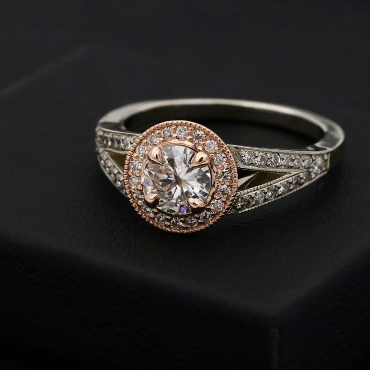 Noor Halo Engagement Ring