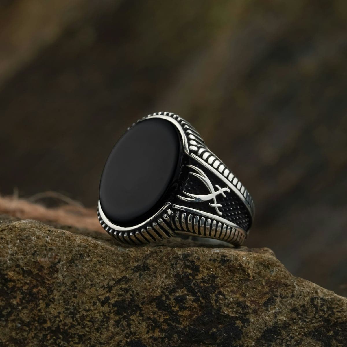 Sultan Onyx Signet Ring (Men)