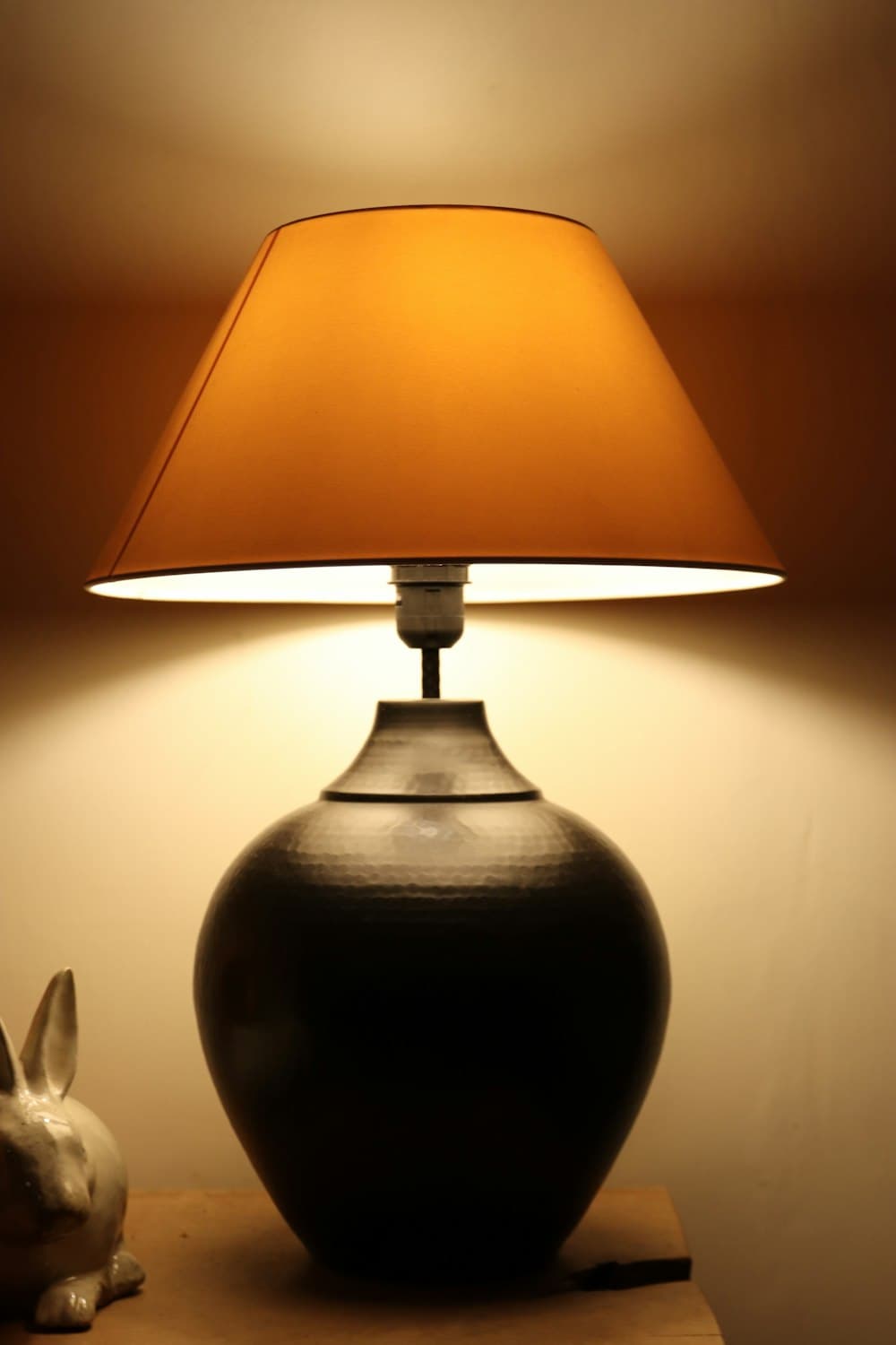 Linen Shade Table Lamp