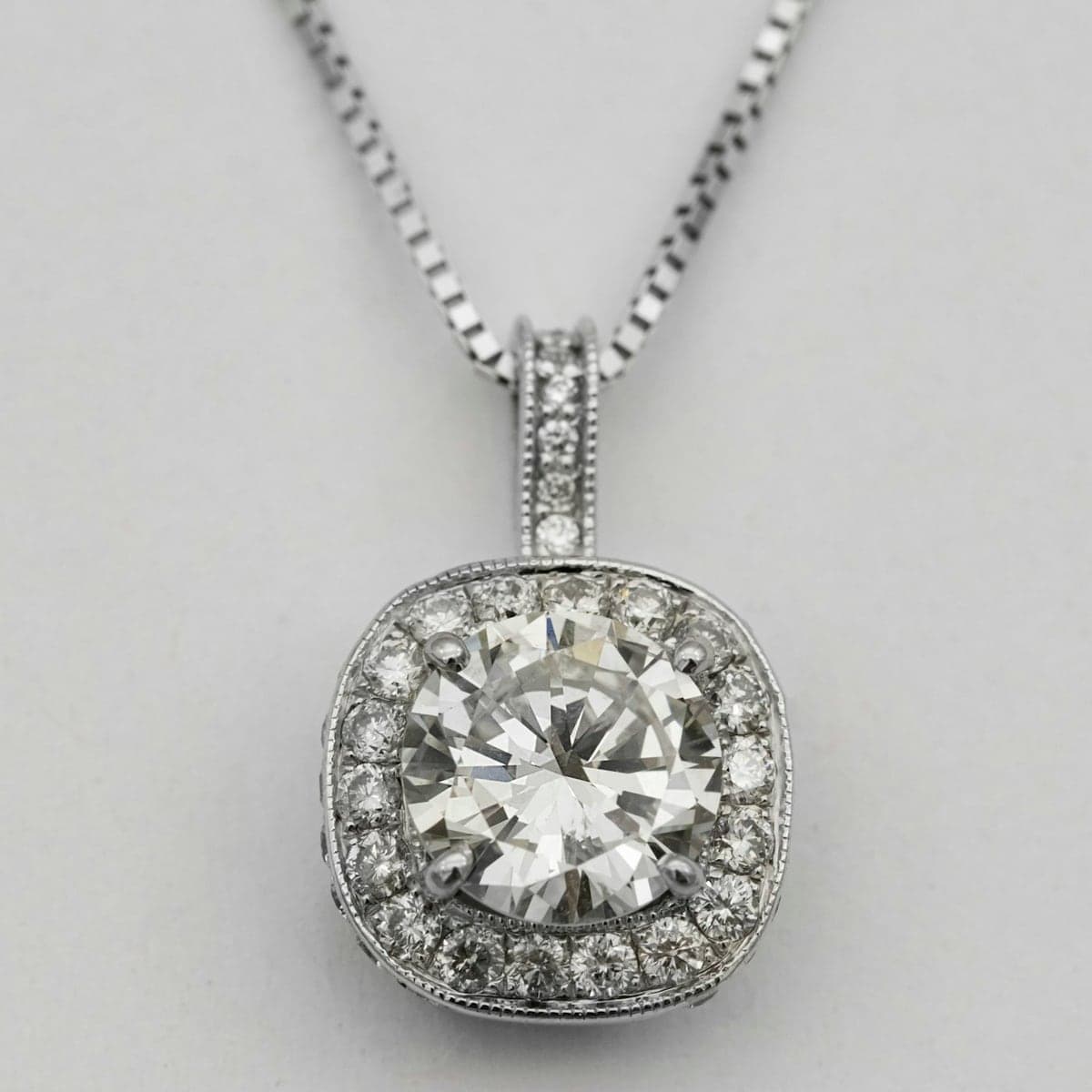 Halo Solitaire Pendant with Chain